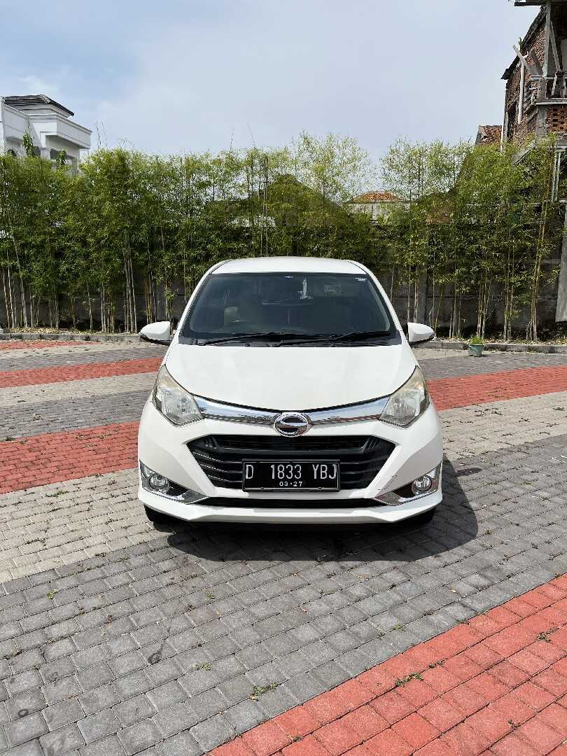 2017 Daihatsu Sigra 1.2 R - Foto 1 dari 6