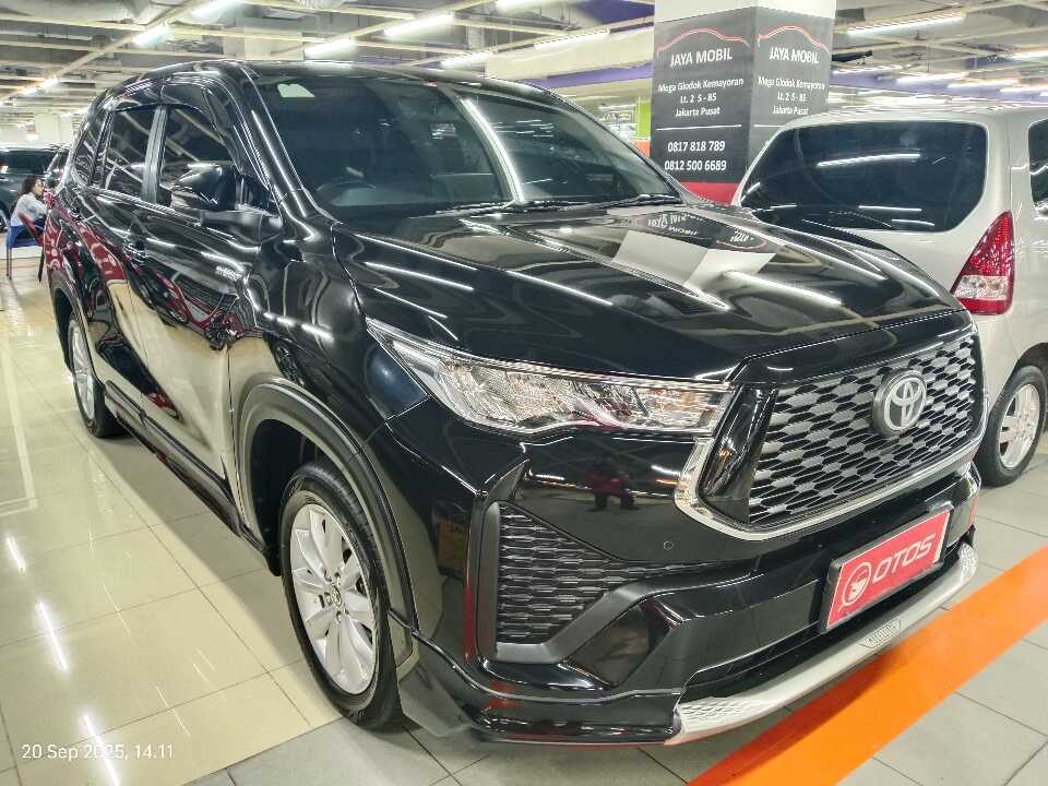2023 Toyota Kijang Innova 2.0 Zenix G HV CVT - Foto 1 dari 6