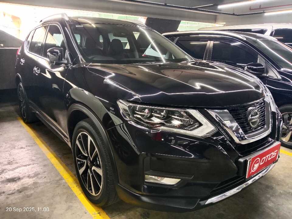 2020 Nissan X-Trail 2.5 T32 - Foto 1 dari 6