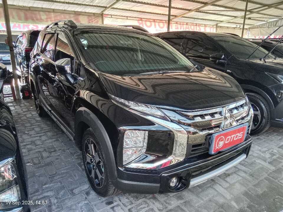 2019 Mitsubishi Xpander 1.5 Cross - Foto 1 dari 6