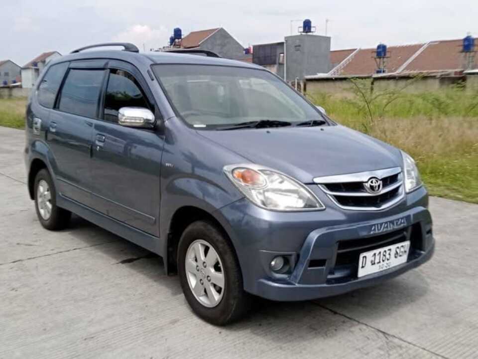 2010 Toyota Avanza 1.3 G - Foto 1 dari 6