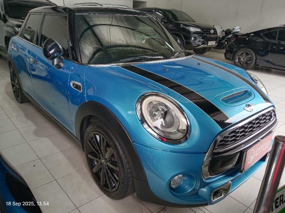 2015 MINI Cooper 2.0 S - Foto 1 dari 6