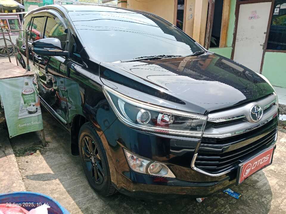 2018 Toyota Kijang Innova 2.0 V - Foto 1 dari 6