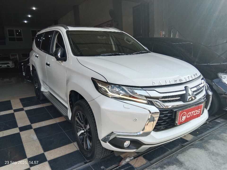 2019 Mitsubishi Pajero Sport 2.4 Dakar 4X2 - Foto 1 dari 6