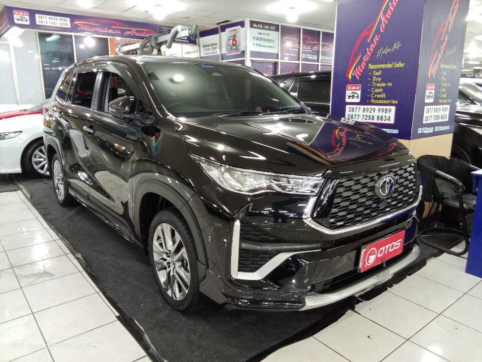 2023 Toyota Kijang Innova 2.0 Zenix Q HV CVT TSS Modellista - Foto 1 dari 6