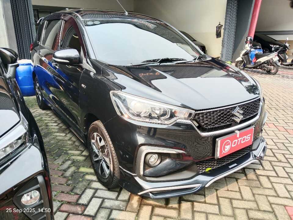 2019 Suzuki Ertiga 1.5 - Foto 1 dari 6