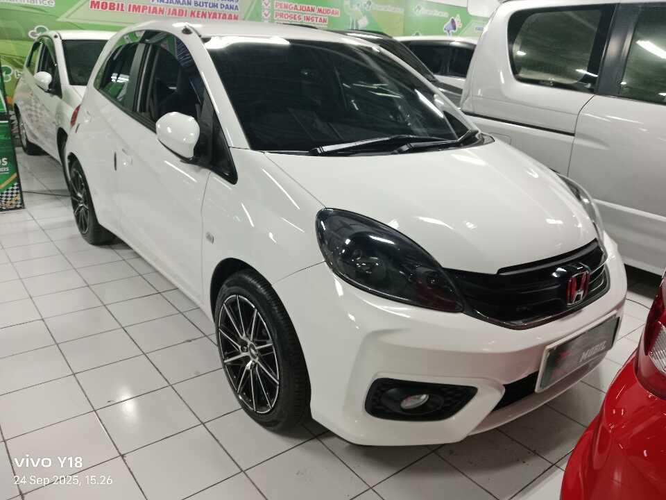 2017 Honda Brio 1.2 Satya E - Foto 1 dari 6