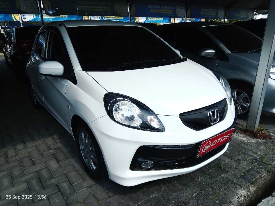 2014 Honda Brio 1.2 E - Foto 1 dari 6