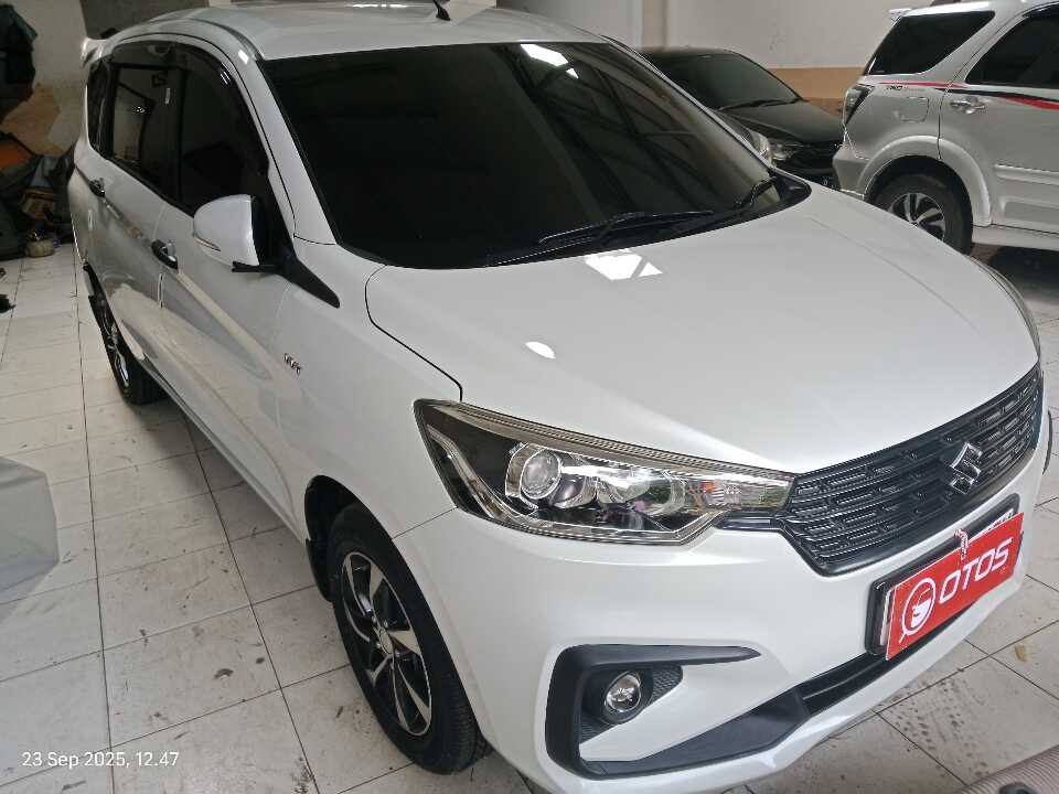 2019 Suzuki Ertiga 1.5 GX - Foto 1 dari 6
