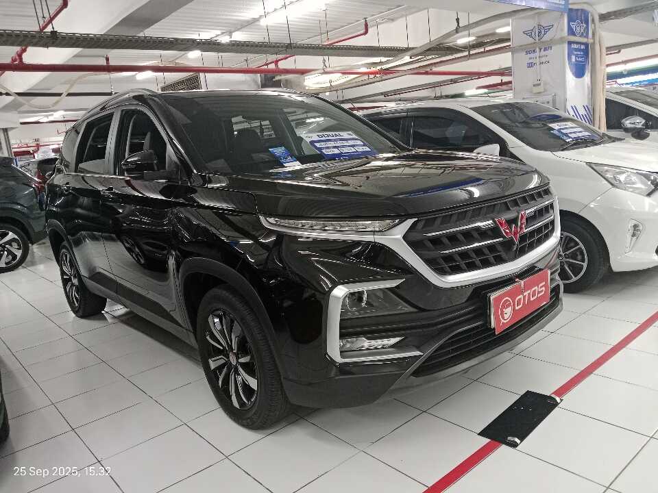 2019 Wuling Almaz 1.5 L T Lux - Foto 1 dari 6