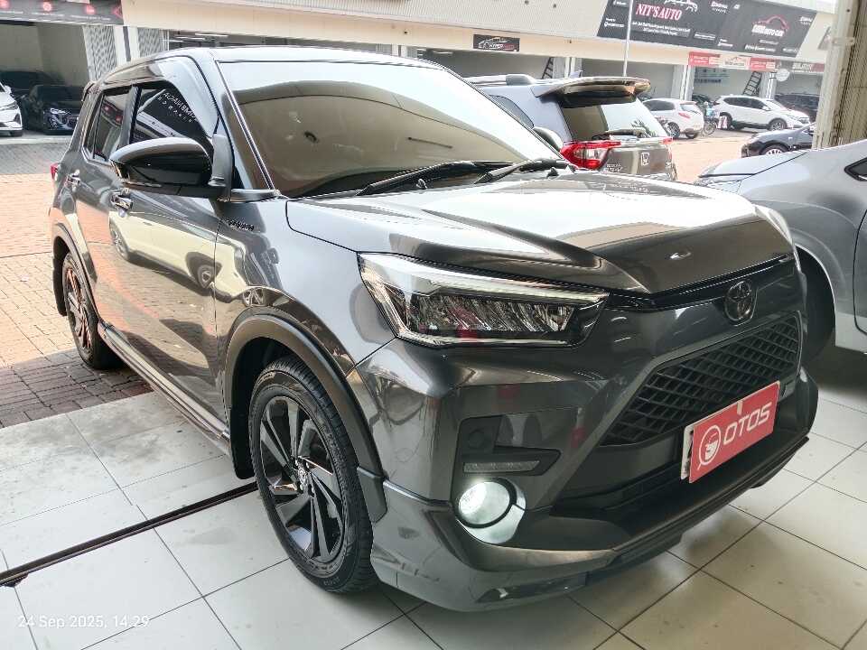 2024 Toyota Raize 1.0 GR Sport TSS - Foto 1 dari 6