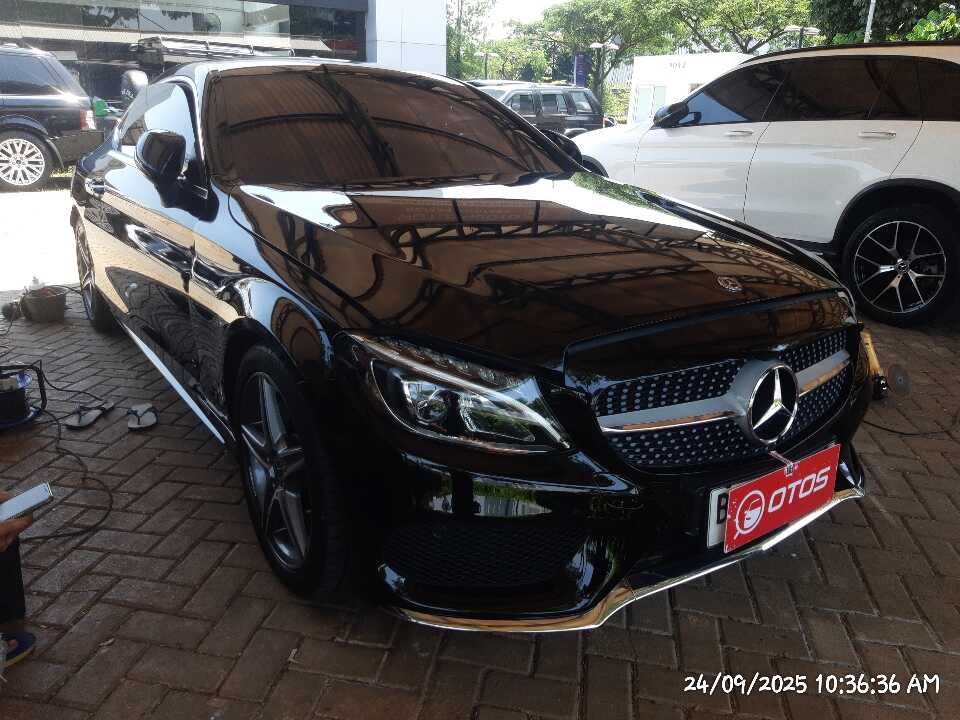 2018 Mercedes-Benz C200 2.0 - Foto 1 dari 6