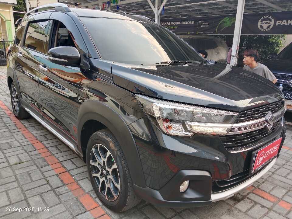 2021 Suzuki XL7 1.5 - Foto 1 dari 6