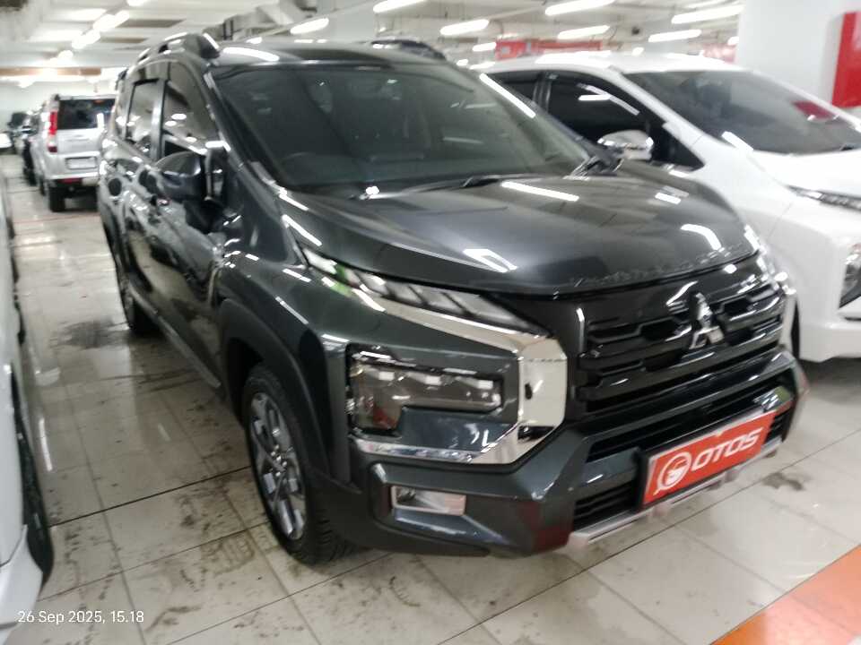 2024 Mitsubishi Xpander 1.5 Cross - Foto 1 dari 6