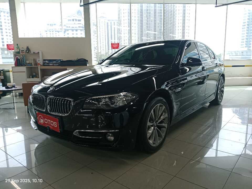 2015 BMW 520i 2.0 - Foto 1 dari 6