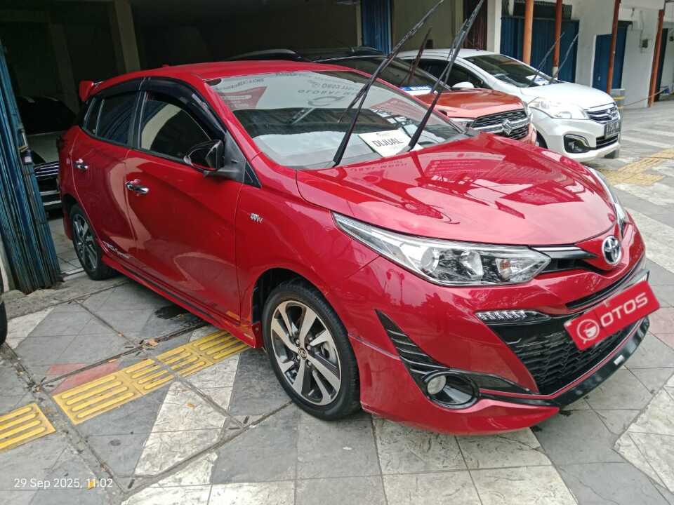 2020 Toyota Yaris 1.5 S - Foto 1 dari 6