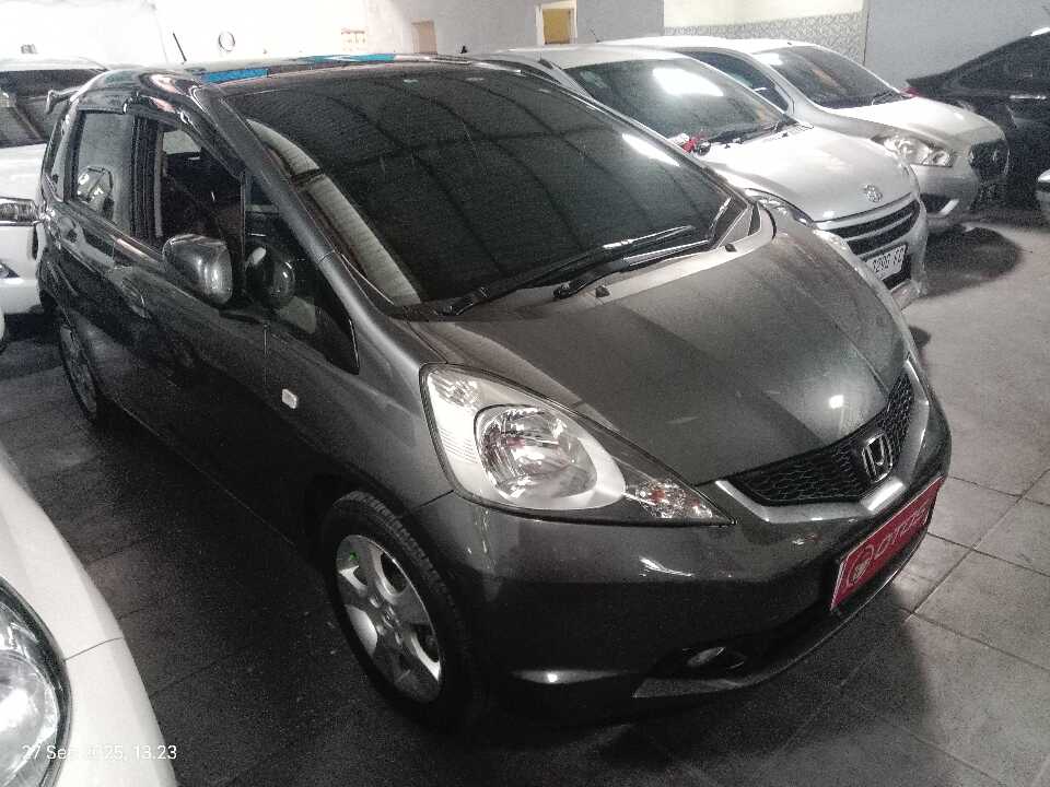 2009 Honda Jazz 1.5 S - Foto 1 dari 6
