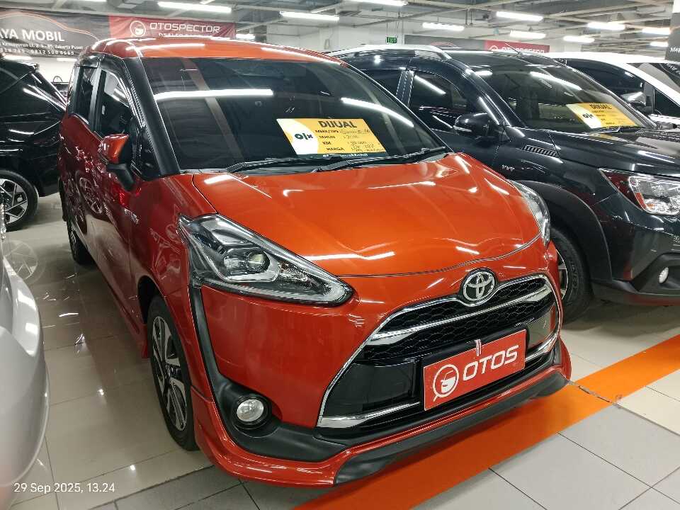 2016 Toyota Sienta 1.5 Q