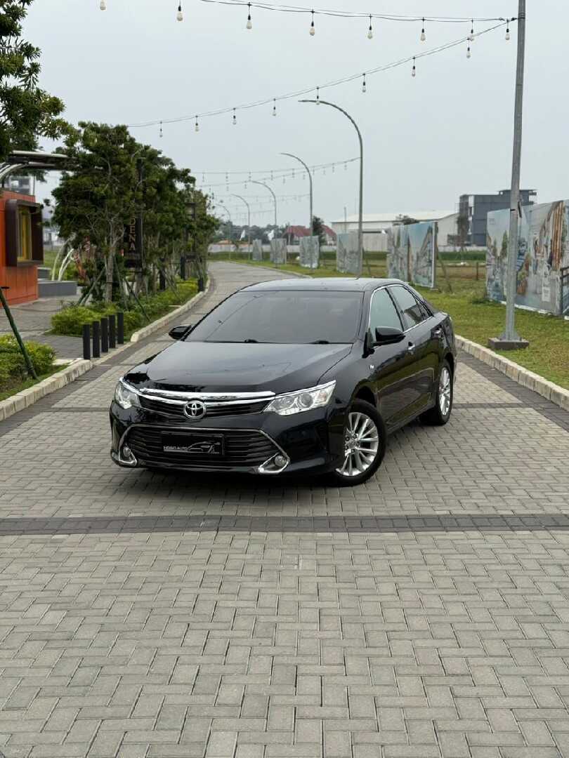 2015 Toyota Camry 2.5 V - Foto 1 dari 10