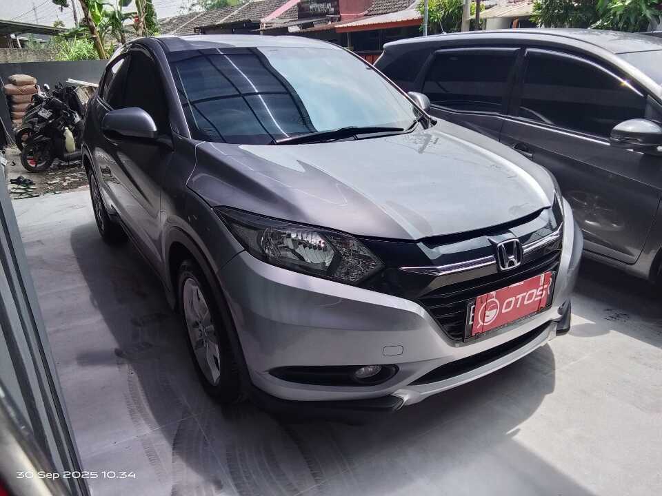 2016 Honda HR-V 1.5 E - Foto 1 dari 6