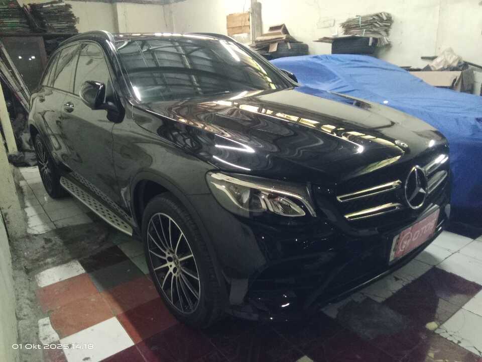 2019 Mercedes-Benz GLC200 2.0 - Foto 1 dari 6