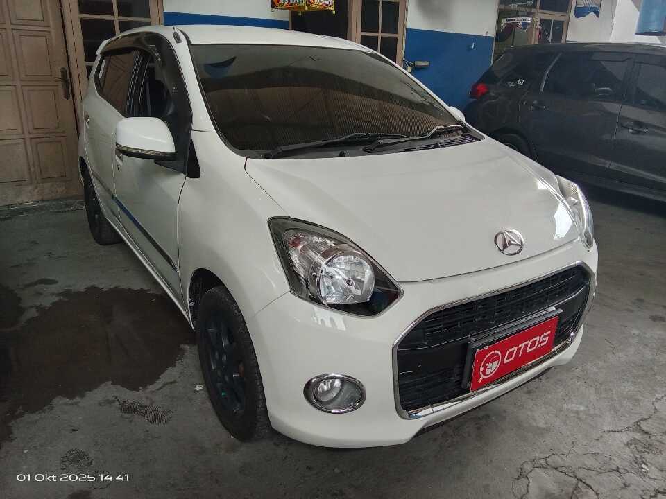 2016 Daihatsu Ayla 1.0 X - Foto 1 dari 6