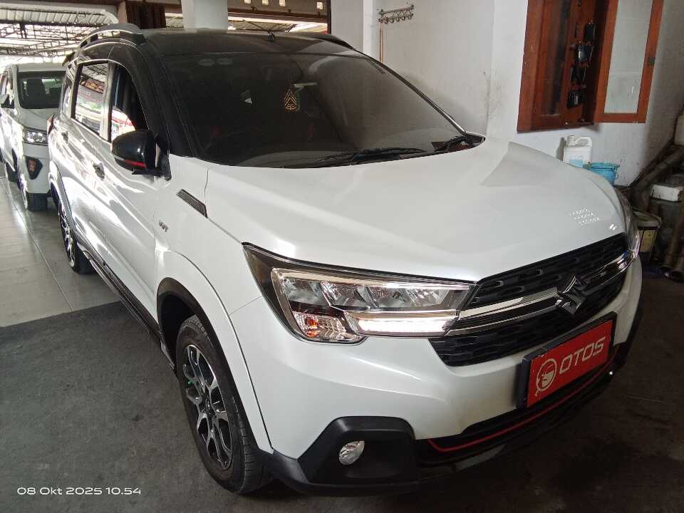 2022 Suzuki XL7 1.5 - Foto 1 dari 6