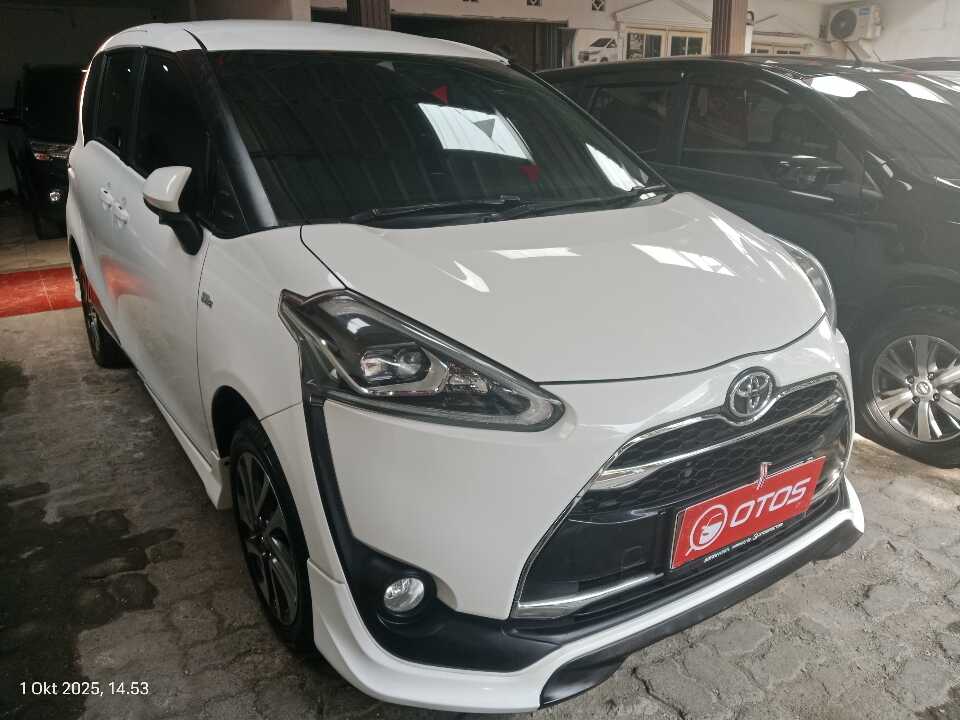 2017 Toyota Sienta 1.5 Q