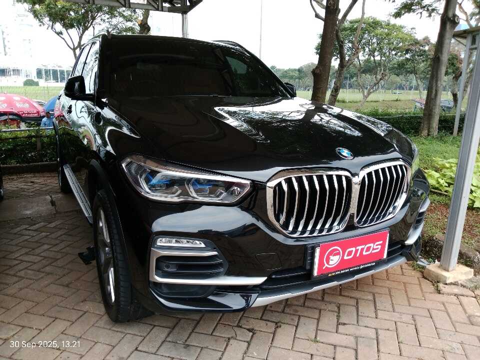 2019 BMW X5 3.0 Xdrive40i Xline - Foto 1 dari 6