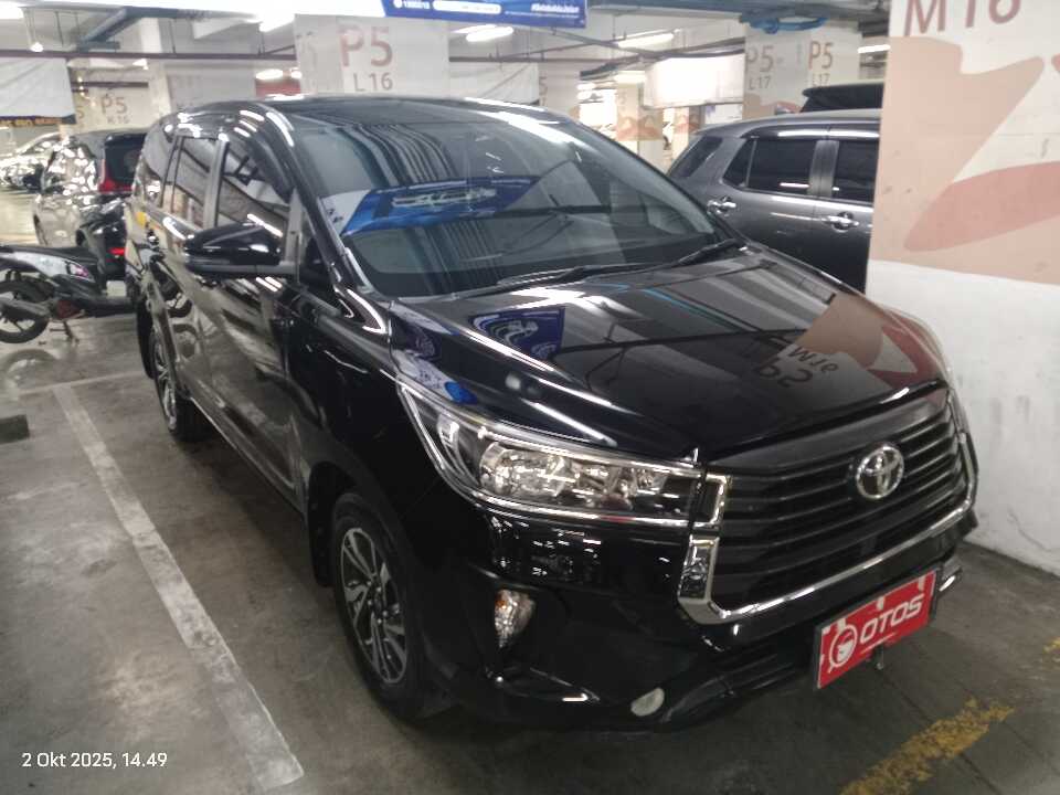 2022 Toyota Kijang Innova 2.4 G - Foto 1 dari 6