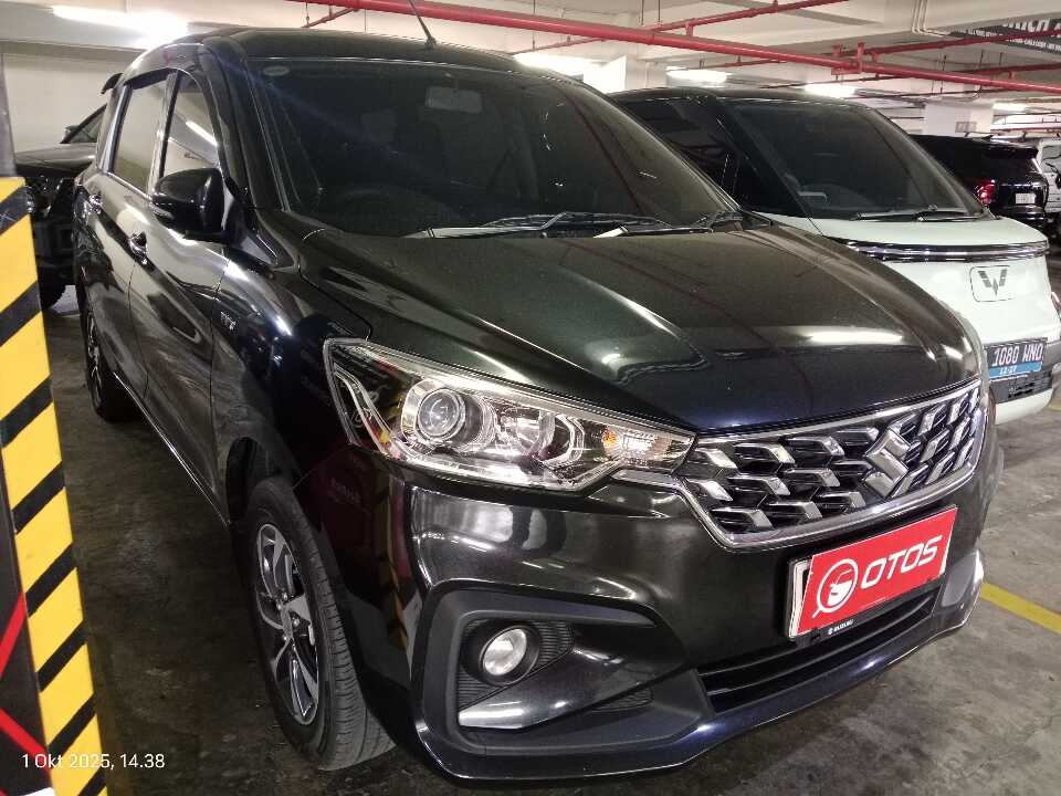 2023 Suzuki Ertiga 1.5 GX Hybrid - Foto 1 dari 6