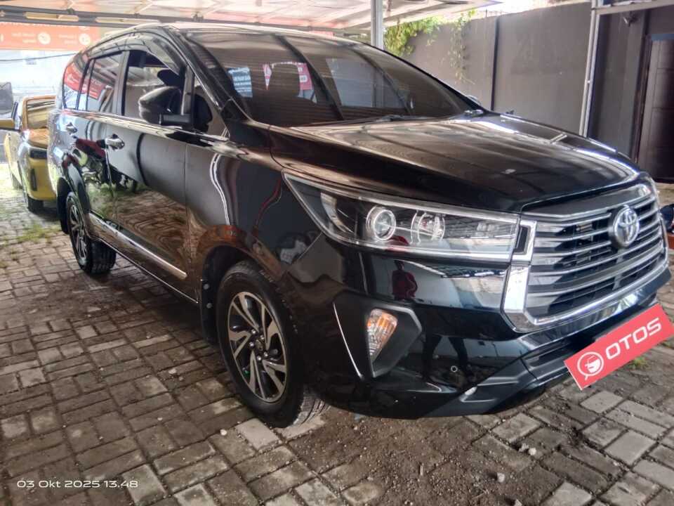 2020 Toyota Kijang Innova 2.4 V - Foto 1 dari 6