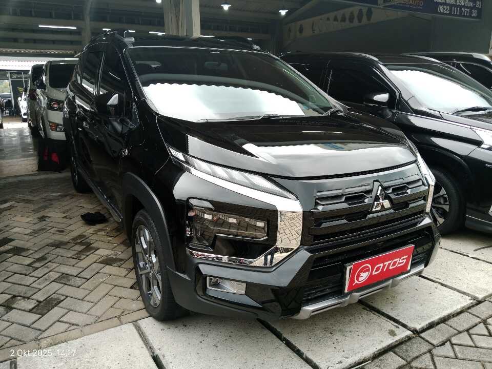 2023 Mitsubishi Xpander 1.5 Cross - Foto 1 dari 6