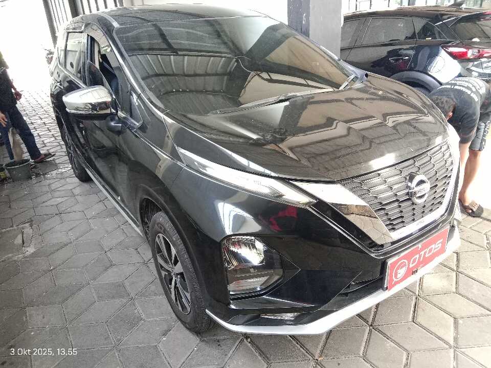 2019 Nissan Livina 1.5 VL - Foto 1 dari 6