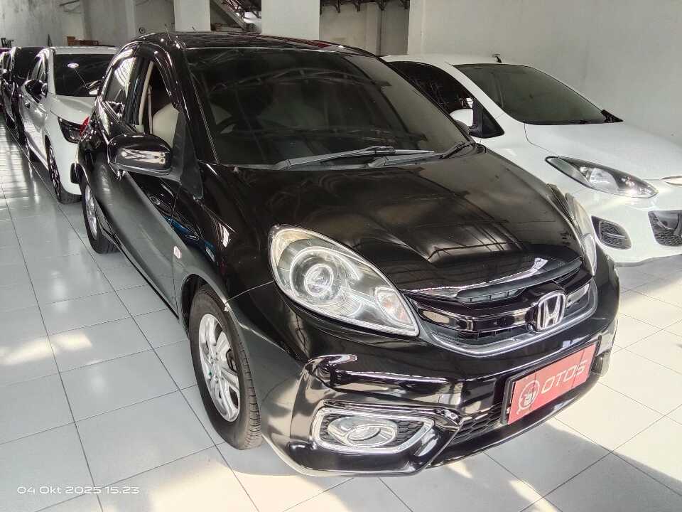 2016 Honda Brio 1.2 Satya E - Foto 1 dari 6