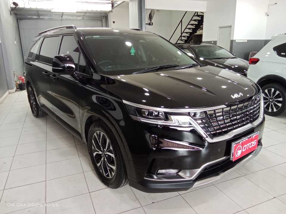 2022 KIA Carnival 2.2 - Foto 1 dari 6