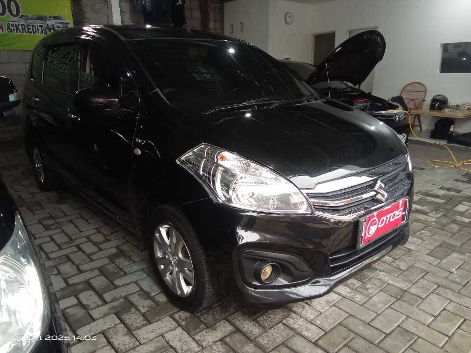2017 Suzuki Ertiga 1.4 - Foto 1 dari 6