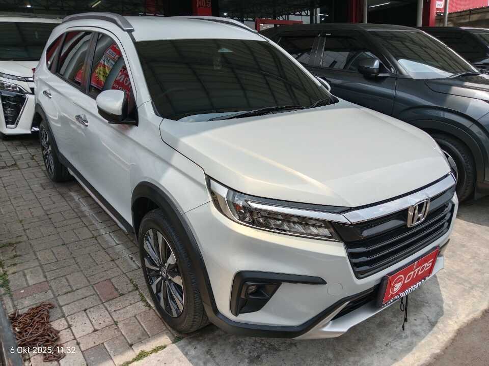 2022 Honda BR-V 1.5 E Prestige - Foto 1 dari 6