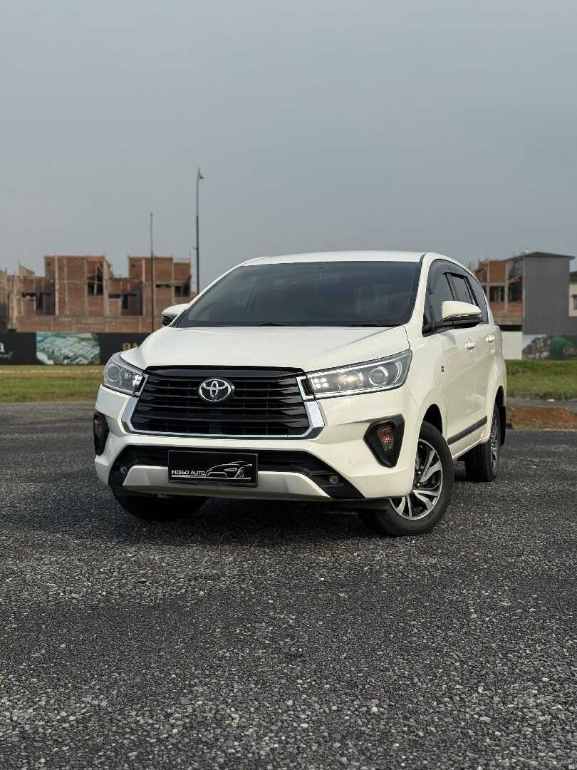 2021 Toyota Kijang Innova 2.0 V - Foto 1 dari 10