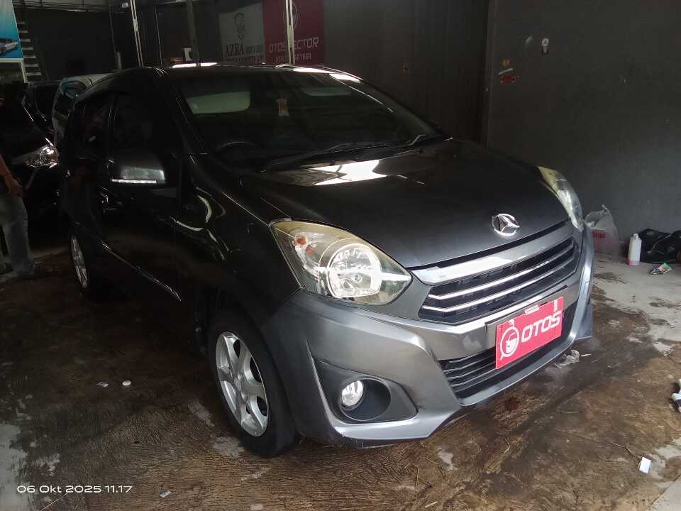 2017 Daihatsu Ayla 1.0 X - Foto 1 dari 6