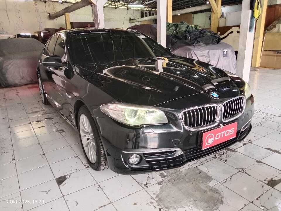 2016 BMW 528i 2.0 Luxury - Foto 1 dari 6