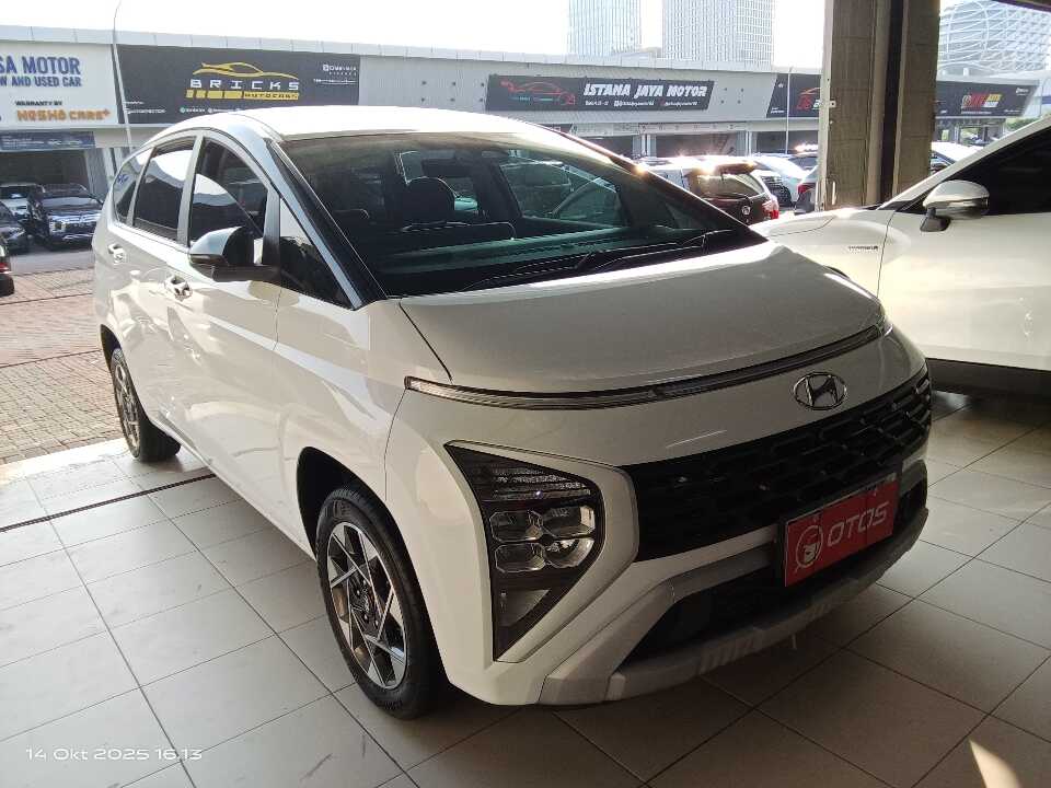 2022 Hyundai Stargazer 1.5 Prime - Foto 1 dari 6