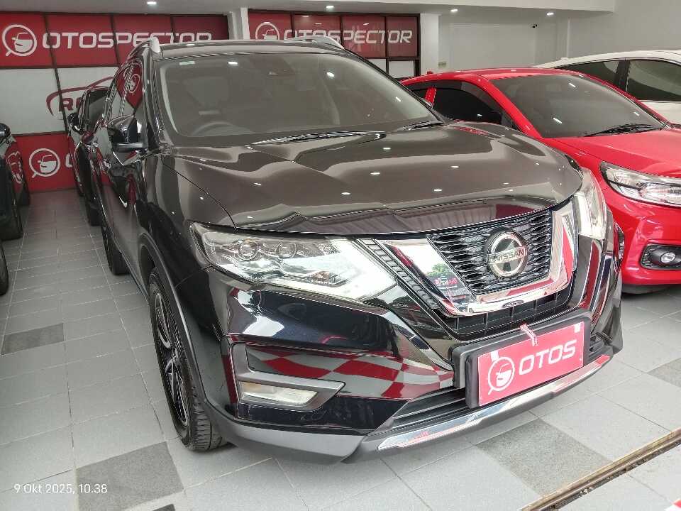 2020 Nissan X-Trail 2.5 - Foto 1 dari 6