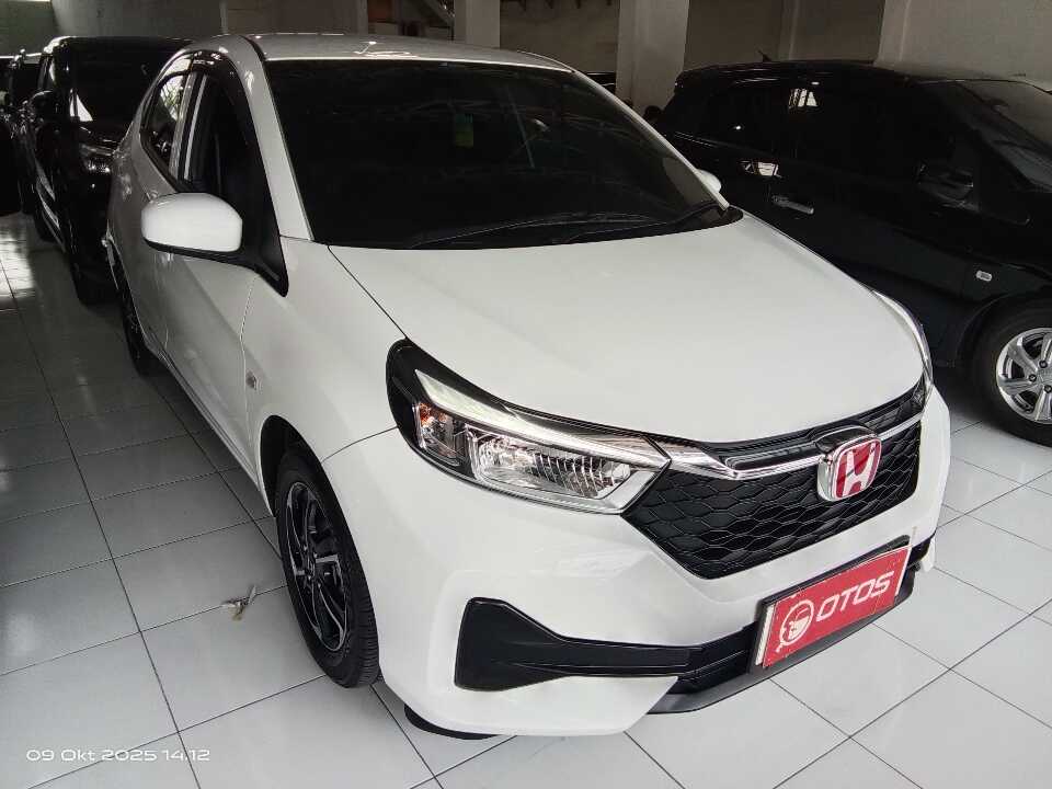 2023 Honda Brio 1.2 Satya E - Foto 1 dari 6