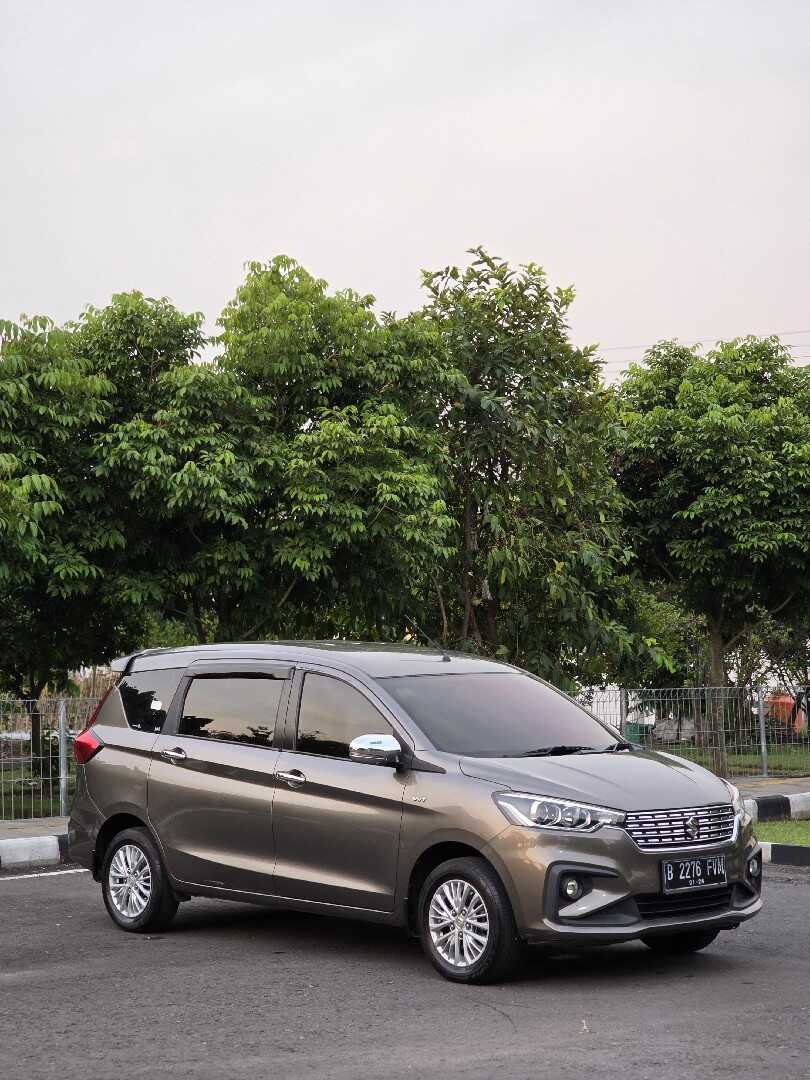 2018 Suzuki Ertiga 1.5 GX - Foto 1 dari 10