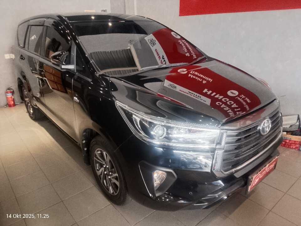 2021 Toyota Kijang Innova 2.0 V - Foto 1 dari 6