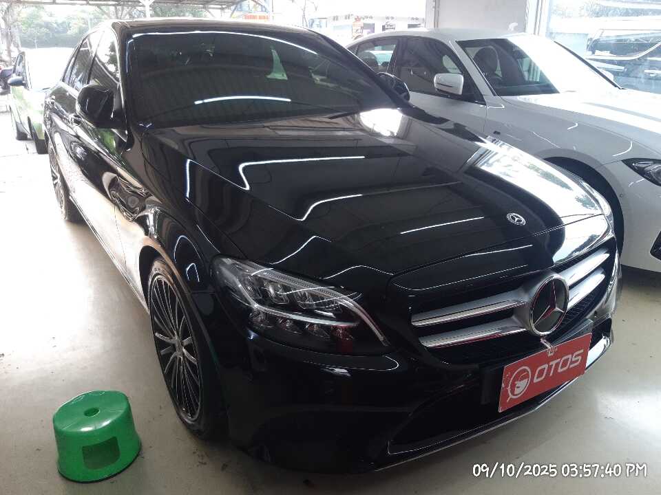 2019 Mercedes-Benz C200 1.5 - Foto 1 dari 6