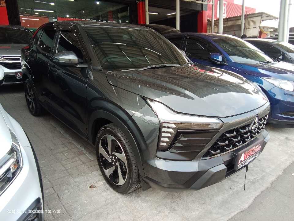 2024 Mitsubishi XForce 1.5 Ultimate - Foto 1 dari 6