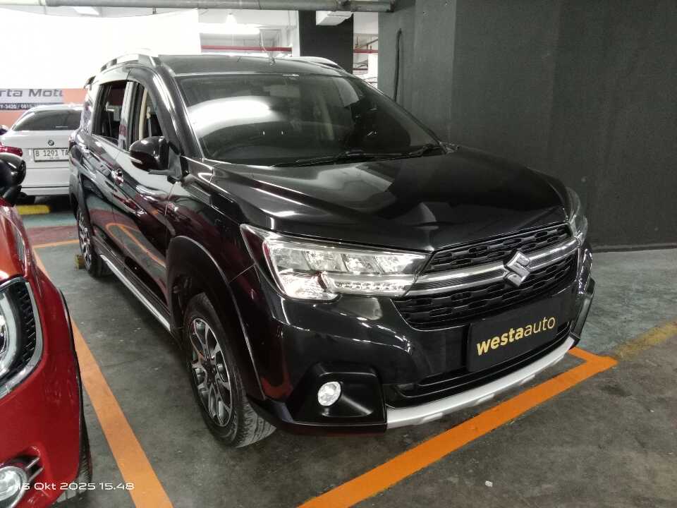 2020 Suzuki XL7 1.5 - Foto 1 dari 6