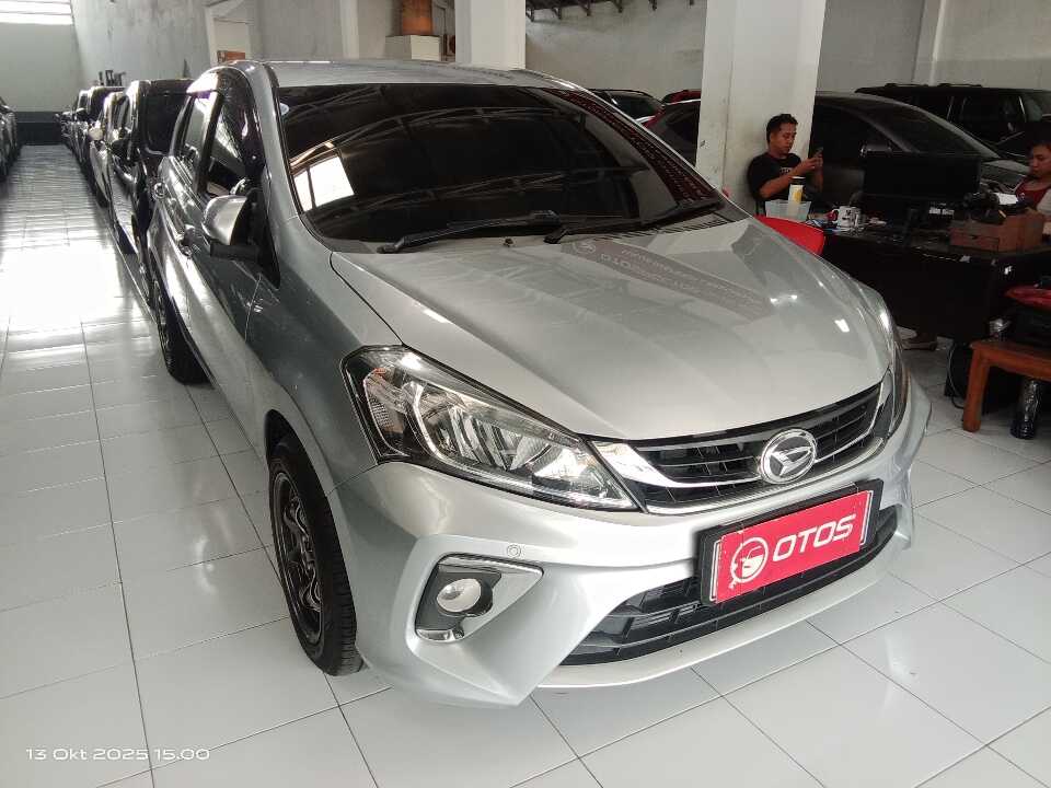 2018 Daihatsu Sirion 1.3 - Foto 1 dari 6